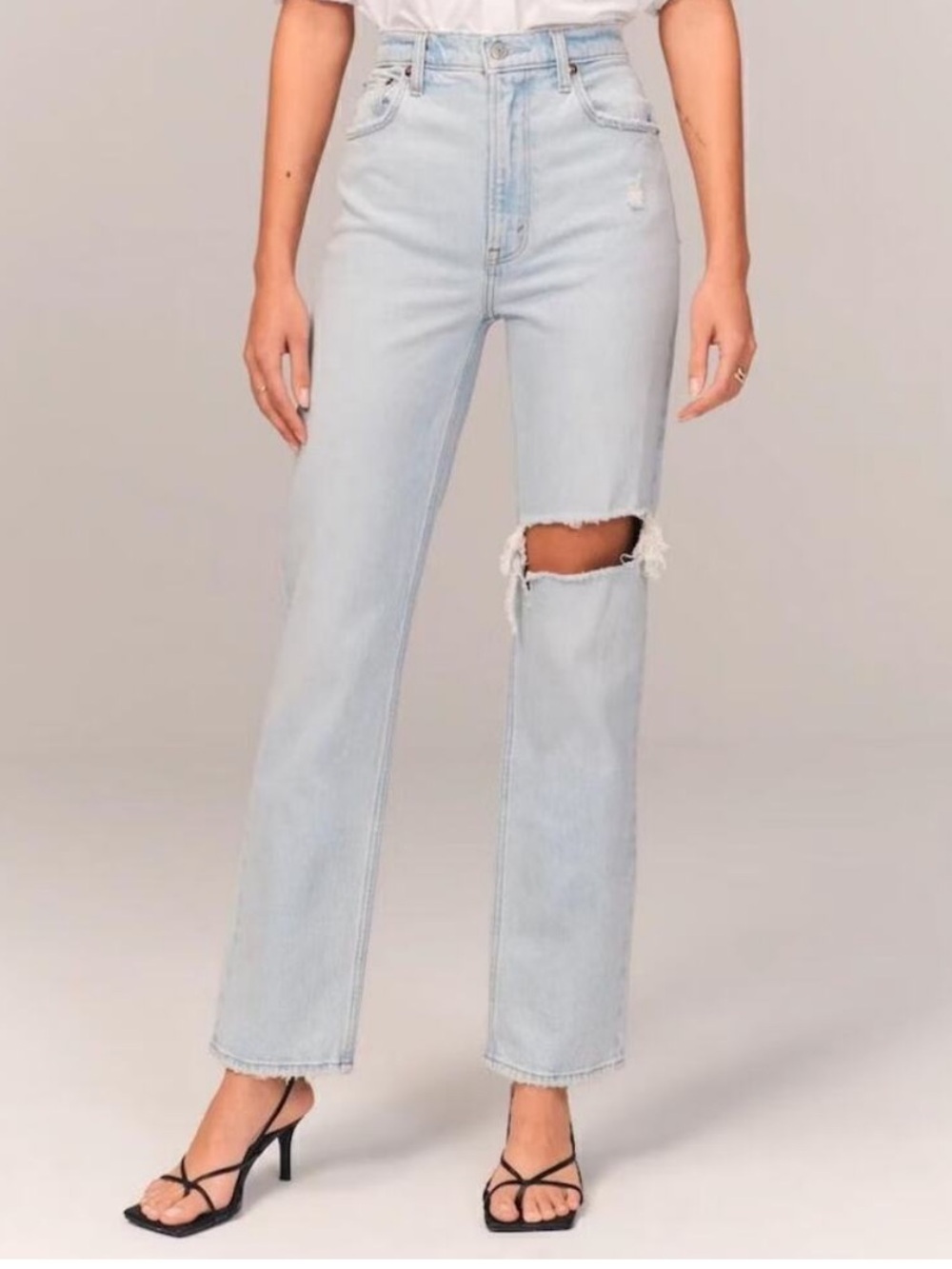 Abercrombie & Fitch 90s High Rise Straight Leg Jeans with Distressed Knee